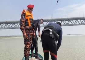 লৌহজং