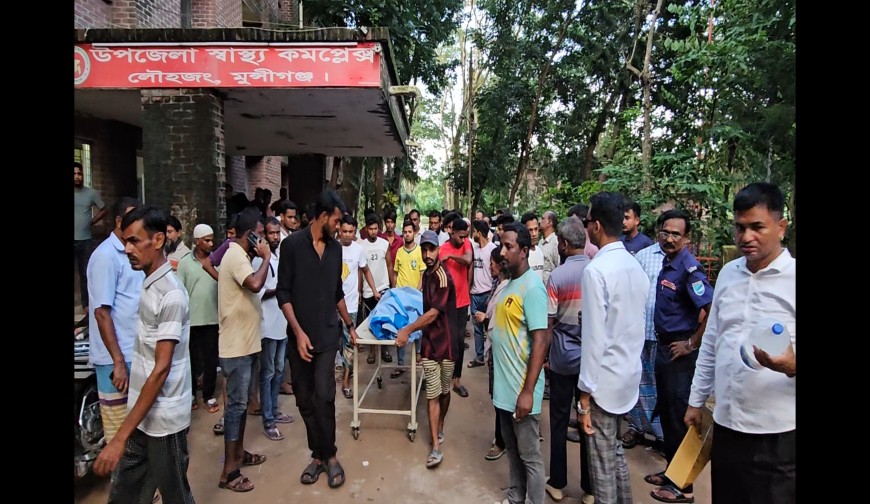 লৌহজংয়ে দুই বাসের সংঘর্ষে হেলপার নিহত